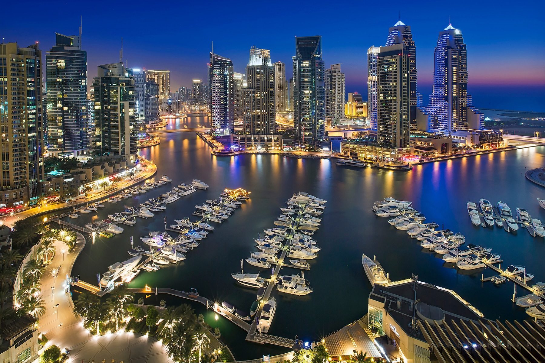 Home Dubai Marina Yacht Club